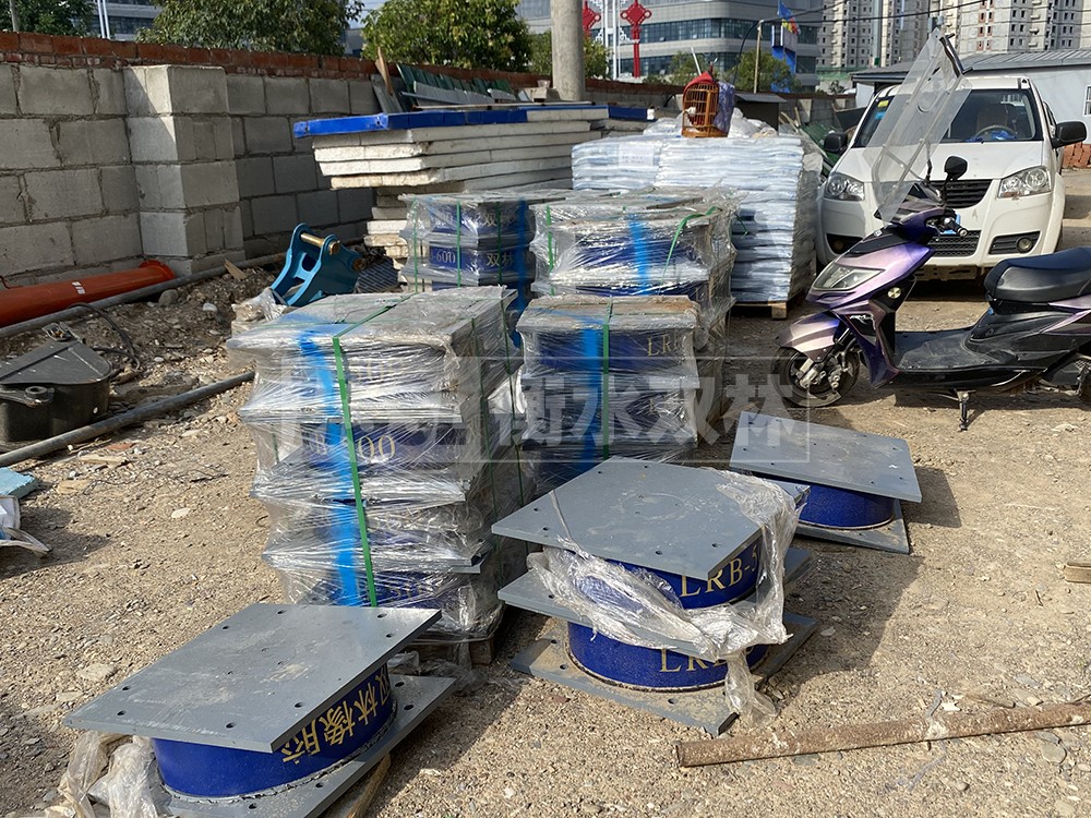 LRB900铅芯橡胶隔震支座生产厂家