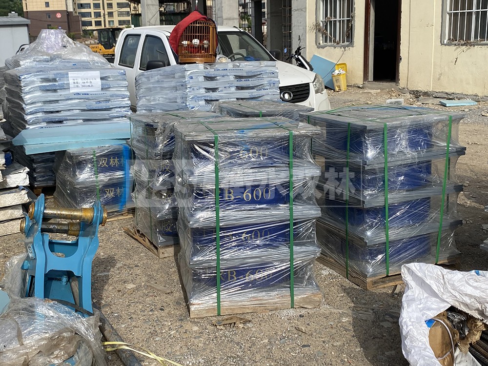 LRB1500铅芯隔震支座厂家电话